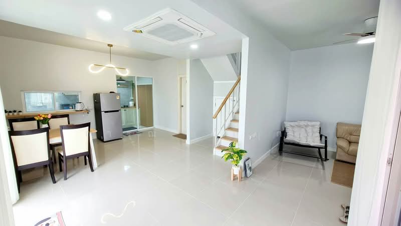 The Village Bangna KM.10 Samut Prakan : เดอะ วิลเลจ บางนา กม.10 สมุทรปราการ, สมุทรปราการ, บางพลีใหญ่, บางพลี, สมุทรปราการ, 135 ตร.ม., บ้านเดี่ยว ให้เช่า, โดย การุณ ชมภูบุตร, 500417400 - DDproperty.com