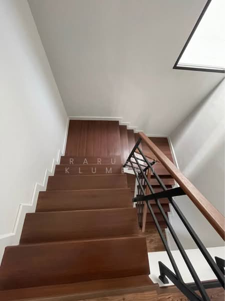 undefined, Bangkok, Saphan Sung, Bangkok, 3 Bedrooms, 263 sqm, Single Detached House For Sale, by Woraruethai Klumbun, 500417442 - DDproperty.com
