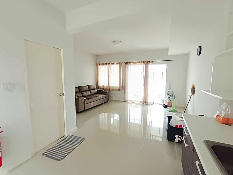 Villaggio 2 Srinakarin-Bangna : วิลลาจจิโอ 2 ศรีนครินทร์-บางนา, สมุทรปราการ, ถนนบัวนครินทร์, บางแก้ว, บางพลี, สมุทรปราการ, 110 ตร.ม., บ้านเดี่ยว ขาย, โดย คุณโชค, 500417465 - DDproperty.com