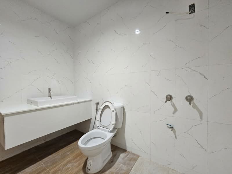 ทาวน์โฮม ซอย เจริญกรุง 80, Bangkok, Bang Rak, Bang Rak, Bangkok, 5 Bedrooms, 250 sqm, Townhouse For Sale, by Pimlada Lertritrungmanee, 500417471 - DDproperty.com