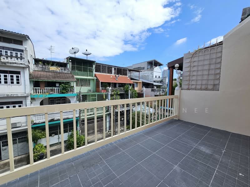 ทาวน์โฮม ซอย เจริญกรุง 80, Bangkok, Bang Rak, Bang Rak, Bangkok, 5 Bedrooms, 250 sqm, Townhouse For Sale, by Pimlada Lertritrungmanee, 500417471 - DDproperty.com