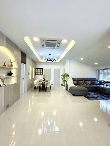 บ้านเดี่ยว ใกล้ตลาดวนาสินธุ์, Chon Buri (Pattaya), พรประภานิมิต, Nong Pru, Bang Lamung (Pattaya), Chon Buri (Pattaya), 3 Bedrooms, 100 sqm, Single Detached House For Sale, by Sujiphat Sreewongpan, 500417476 - DDproperty.com