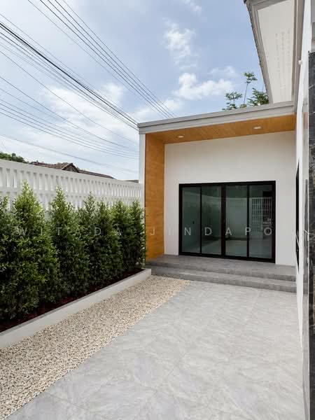 หมู่บ้านร็อคการ์เด้น บายพาส, Phuket, Ko Kaeo, Muang Phuket, Phuket, 4 Bedrooms, 210 sqm, Single Detached House For Sale, by Witada Jindapol, 500417481 - DDproperty.com