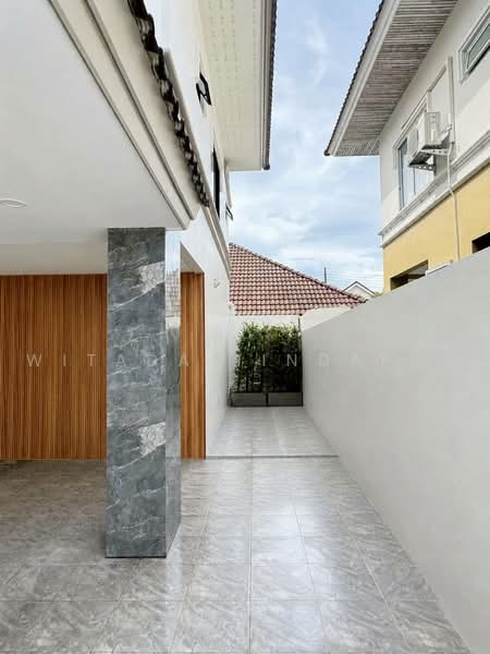 หมู่บ้านร็อคการ์เด้น บายพาส, Phuket, Ko Kaeo, Muang Phuket, Phuket, 4 Bedrooms, 210 sqm, Single Detached House For Sale, by Witada Jindapol, 500417481 - DDproperty.com