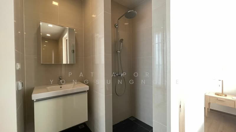 Park Origin Phrom Phong (Park 24), Bangkok, 68 Soi Sukhumvit 24, Khong Tan, Khlong Toei, Bangkok, 1 Bedroom, 40 sqm, Condo For Rent, by Pattaporn Yongsungnone, 500417509 - DDproperty.com