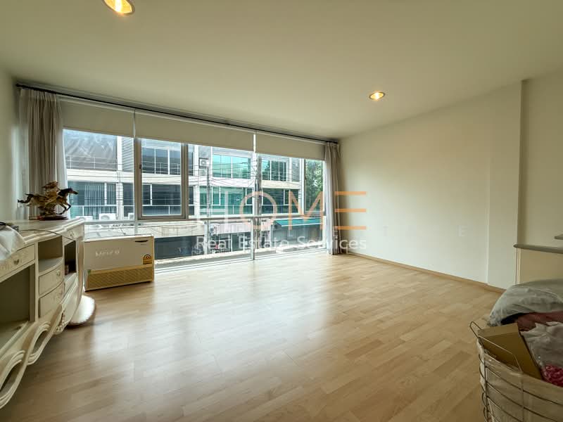 Noble Cube Pattanakarn, Bangkok, Phatthanakan Road, Suan Luang, Bangkok, 3 Bedrooms, 165 sqm, Townhouse For Sale, by HOME Real Estate Service, 500417532 - DDproperty.com