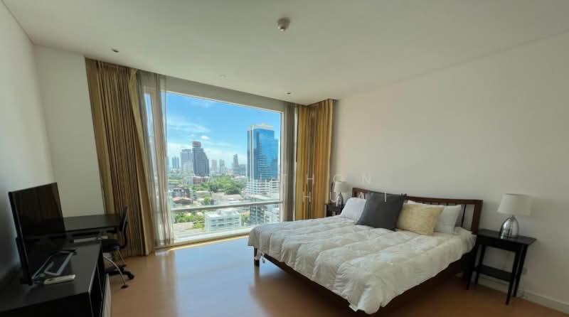 Fullerton Sukhumvit, Bangkok, Sukhumvit Road, Khlong Tan Nua, Watthana, Bangkok, 2 Bedrooms, 105 sqm, Condo For Sale, by Sasithon Phonchuai, 500417563 - DDproperty.com
