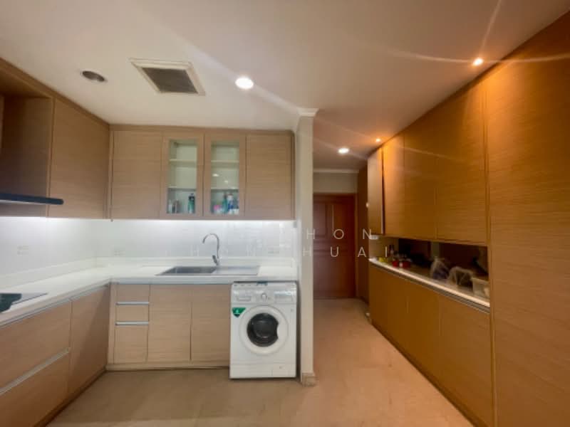 Sathorn Gardens, Bangkok, 39 South Sathorn Road, Thung Maha Mek, Sathon, Bangkok, 2 Bedrooms, 94 sqm, Condo For Rent, by Sasithon Phonchuai, 500417620 - DDproperty.com