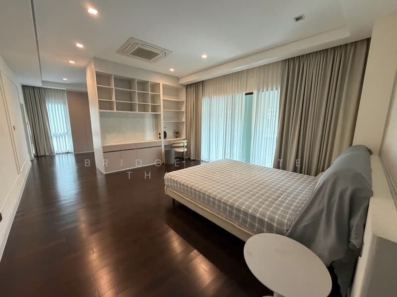 Grand Bangkok Boulevard Krungthepkritha : แกรนด์ บางกอก บูเลอวาร์ด กรุงเทพกรีฑา, กรุงเทพ, ถนน ศรีนครินทร์-ร่มเกล้า, คลองสามประเวศ, ลาดกระบัง, กรุงเทพ, 521 ตร.ม., บ้านเดี่ยว ให้เช่า, โดย Bridge Estate Thailand, 500417628 - DDproperty.com