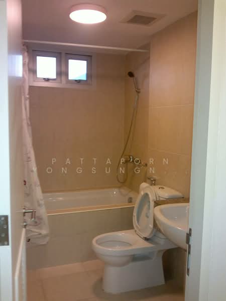 The Clover Thonglor Residence : เดอะ โคลเวอร์ ทองหล่อ เรสซิเดนซ์, กรุงเทพ, ซอยสุขุมวิท 55, คลองตันเหนือ, วัฒนา, กรุงเทพ, 70 ตร.ม., คอนโด ให้เช่า, โดย Pattaporn Yongsungnone, 500417655 - DDproperty.com