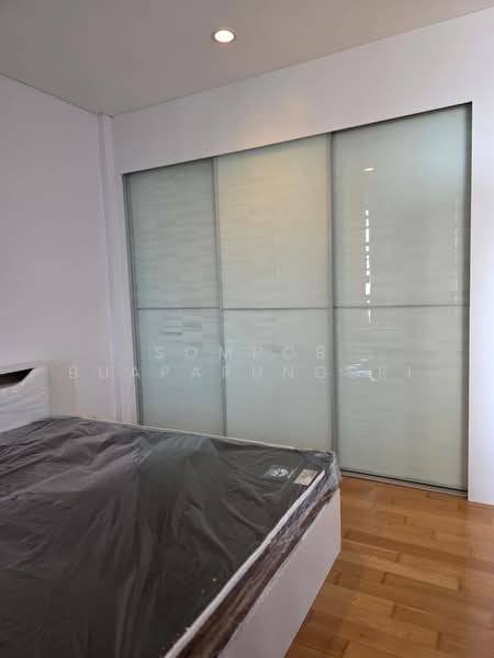 Villa Sathorn, Bangkok, 5 KrungThonBuri Road, Khlong Ton Sai, Khlong San, Bangkok, 1 Bedroom, 38 sqm, Condo For Rent, by Sompob Buaparungsri, 500417684 - DDproperty.com