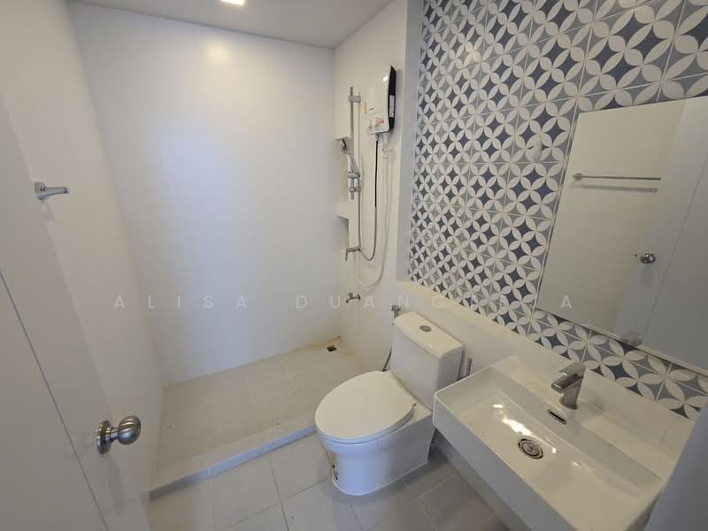 Anasiri Ramkhamhaeng, Bangkok, Ramkhamhaeng 122, Khlong Song Ton Nun, Lat Krabang, Bangkok, 3 Bedrooms, 99 sqm, Townhouse For Rent, by Alisa Duangteja, 500417805 - DDproperty.com