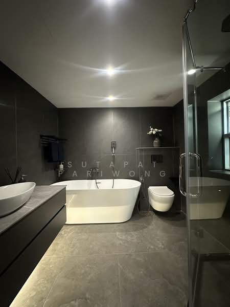 All Seasons Mansion, Bangkok, Soi Ruamrudee, Wireless Road, Lumphini, Pathum Wan, Bangkok, 3 Bedrooms, 178 sqm, Condo For Sale, by Sutapat Pariwong, 500417850 - DDproperty.com
