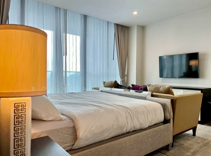 Noble Ploenchit, Bangkok, 1035 Ploenchit Road, Lumphini, Pathum Wan, Bangkok, 3 Bedrooms, 209 sqm, Condo For Rent, by Boonraksa Sopak, 500417856 - DDproperty.com