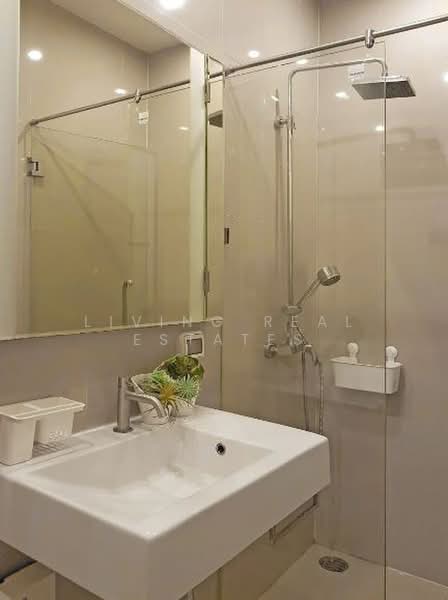 WIND Ratchayothin, Bangkok, 238 Ratchadaphisek Road, Lat Yao, Chatuchak, Bangkok, Studio, 40 sqm, Condo For Rent, by Living Real Estates, 500417887 - DDproperty.com