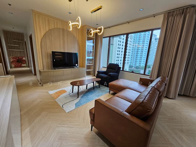 The Emporio Place, Bangkok, 93 Soi Sukhumvit 24, Sukhumvit Road, Khong Tan, Khlong Toei, Bangkok, 3 Bedrooms, 164 sqm, Condo For Rent, by Boonraksa Sopak, 500417889 - DDproperty.com