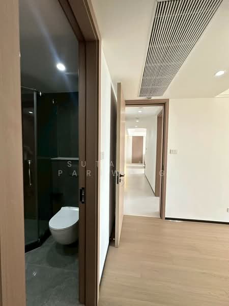 All Seasons Mansion, Bangkok, Soi Ruamrudee, Wireless Road, Lumphini, Pathum Wan, Bangkok, 2 Bedrooms, 136 sqm, Condo For Sale, by Sutapat Pariwong, 500417894 - DDproperty.com