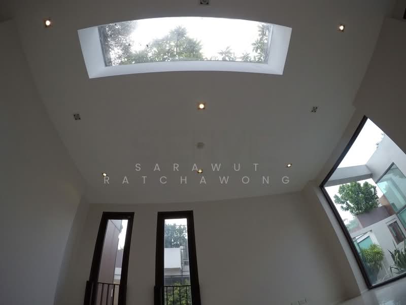 Baan Lux Sathon, Bangkok, Soi Meksawat, Chong Nonsi, Yan Nawa, Bangkok, 3 Bedrooms, 370 sqm, Condo For Rent, by Sarawut Ratchawong, 500417925 - DDproperty.com