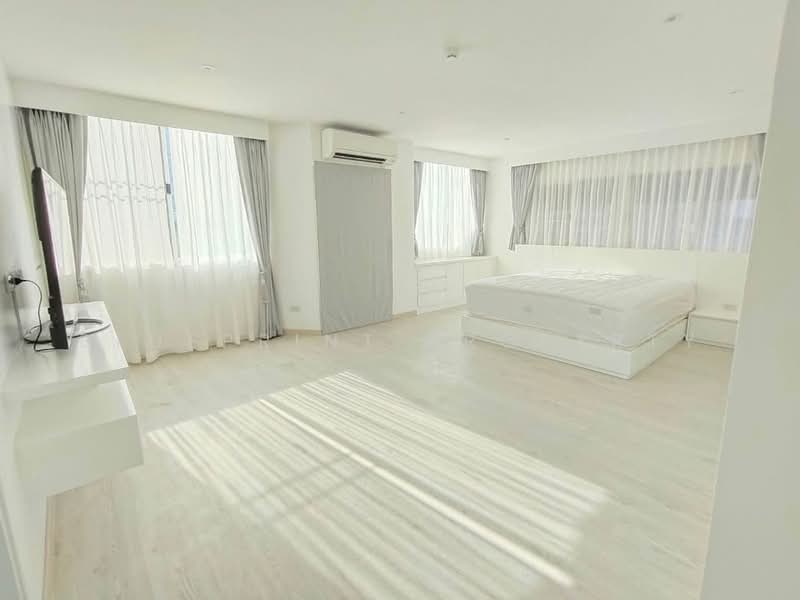Silom Condominium : สีลมคอนโดมิเนียม, กรุงเทพ, สีลม, บางรัก, กรุงเทพ, 144 ตร.ม., คอนโด ให้เช่า, โดย Blueprint Property, 500417982 - DDproperty.com