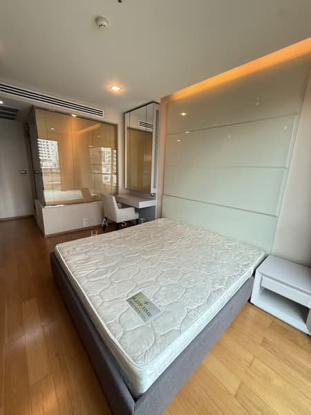 The Address Sathorn : ดิ แอดเดรส สาทร, กรุงเทพ, 98 ถนนสาทรเหนือ ซอยสาทร 12 แขวงสีลม เขตบางรัก กรุงเทพมหานคร, สีลม, บางรัก, กรุงเทพ, 46 ตร.ม., คอนโด ขาย, โดย Eastblue Horizon, 500417993 - DDproperty.com