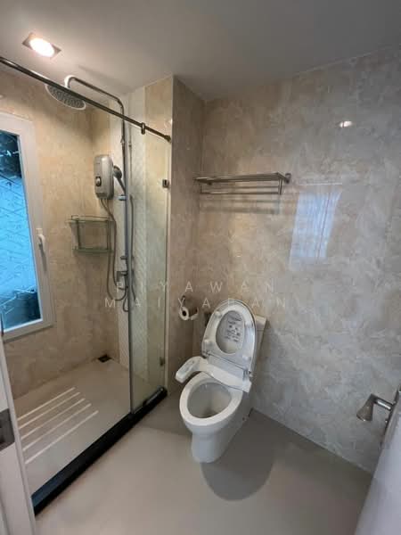 Mayfair Place Sukhumvit 64, Bangkok, Sukhumvit 64 Road, Bang Chak, Phra Khanong, Bangkok, 2 Bedrooms, 74 sqm, Condo For Rent, by Piyawan Maiyapan, 500418004 - DDproperty.com