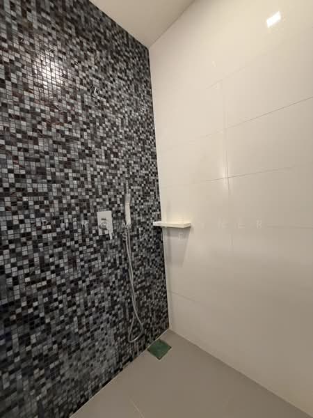 The Room Rama 4, Bangkok, 777 Rama 4 Road, Rong Muang, Pathum Wan, Bangkok, 1 Bedroom, 56 sqm, Condo For Sale, by Phrom Winner Sale, 500418040 - DDproperty.com