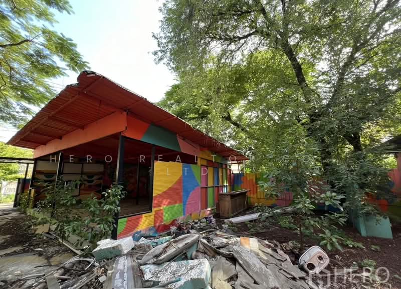 For Sale Land and House near BTS Phra Khanong, Watthana Bangkok BRE18664, กรุงเทพ, พระโขนงเหนือ, วัฒนา, กรุงเทพ, 1,296 ตร.ม., ที่ดิน ขาย, โดย Hero Realtor Co., Ltd., 500418080 - DDproperty.com