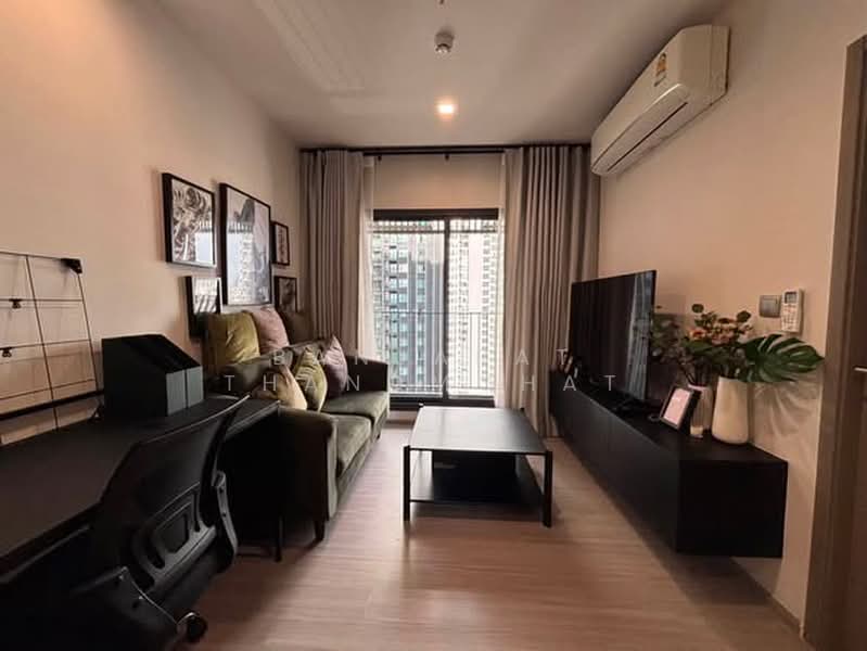 Life Asoke Hype, Bangkok, 339 Chaturathit Rd, Makkasan, Ratchathewi, Bangkok, 1 Bedroom, 32 sqm, Condo For Rent, by Banjarat Thanomchat, 500418083 - DDproperty.com