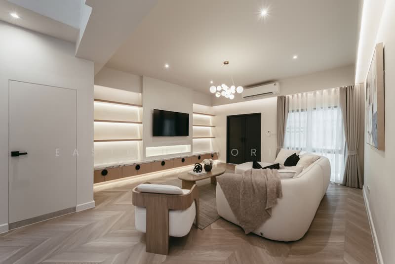 Regent 71 Place, Bangkok, Phra Kanong Nua, Watthana, Bangkok, 5 Bedrooms, 350 sqm, Townhouse For Sale, by Eastblue Horizon, 500418131 - DDproperty.com