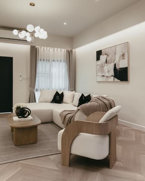 Regent 71 Place, Bangkok, Phra Kanong Nua, Watthana, Bangkok, 5 Bedrooms, 350 sqm, Townhouse For Sale, by Eastblue Horizon, 500418131 - DDproperty.com