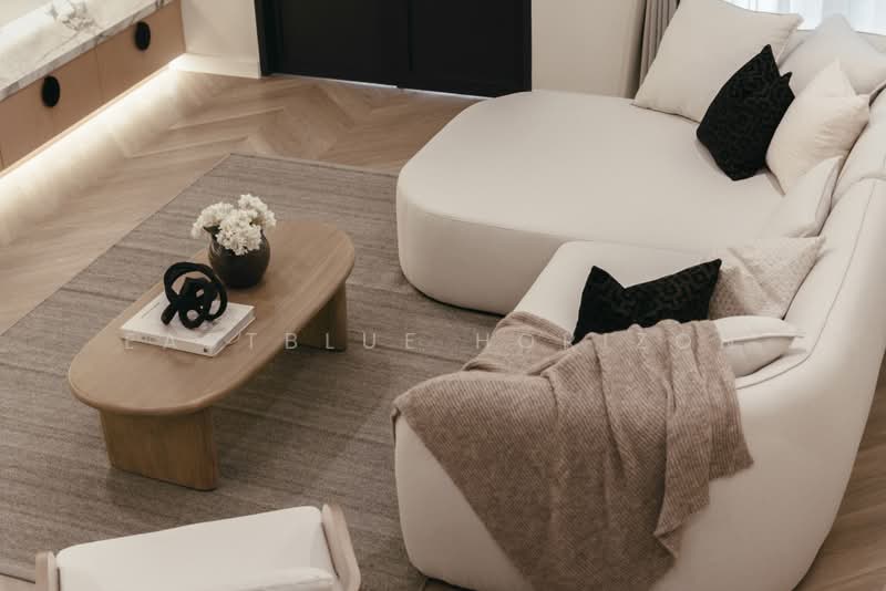 Regent 71 Place, Bangkok, Phra Kanong Nua, Watthana, Bangkok, 5 Bedrooms, 350 sqm, Townhouse For Sale, by Eastblue Horizon, 500418131 - DDproperty.com