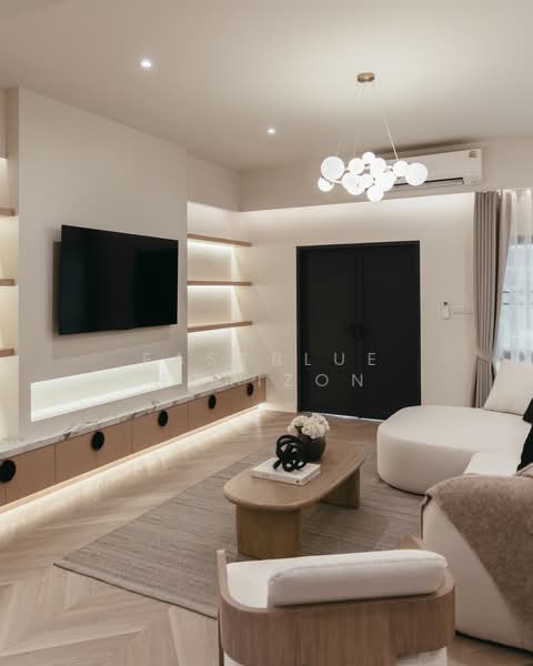 Regent 71 Place, Bangkok, Phra Kanong Nua, Watthana, Bangkok, 5 Bedrooms, 350 sqm, Townhouse For Sale, by Eastblue Horizon, 500418131 - DDproperty.com