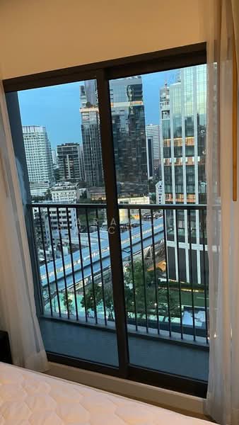Noble Remix, Bangkok, 772 Soi Sukhumvit 36, Sukhumvit Road, Khong Tan, Khlong Toei, Bangkok, 1 Bedroom, 62 sqm, Condo For Rent, by Sarawut Ratchawong, 500418188 - DDproperty.com