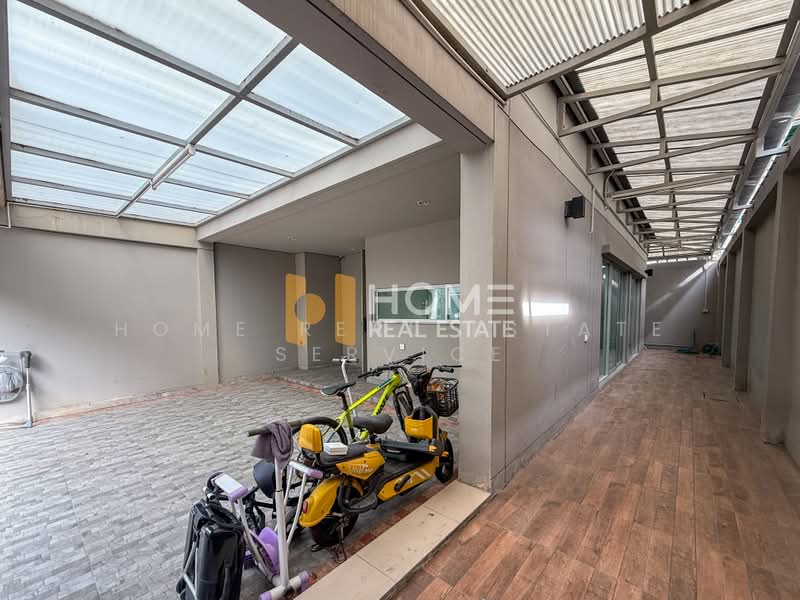 Noble Cube Pattanakarn, Bangkok, Phatthanakan Road, Suan Luang, Bangkok, 3 Bedrooms, 185 sqm, Townhouse For Rent, by HOME Real Estate Service, 500418241 - DDproperty.com