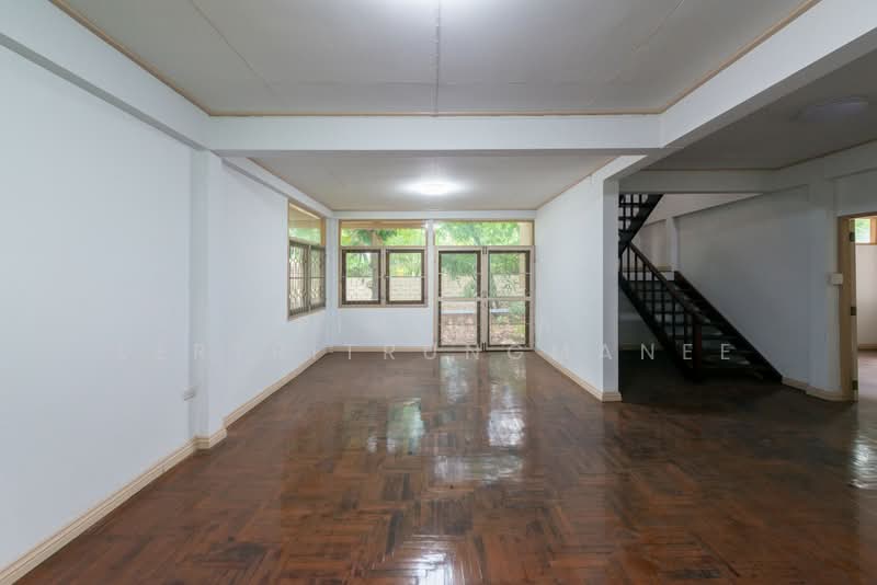 บ้านเดี่ยว ซอยพหลโยธิน 33 แยก, กรุงเทพ, ลาดยาว, จตุจักร, กรุงเทพ, 200 ตร.ม., บ้านเดี่ยว ขาย, โดย Pimlada Lertritrungmanee, 500418252 - DDproperty.com