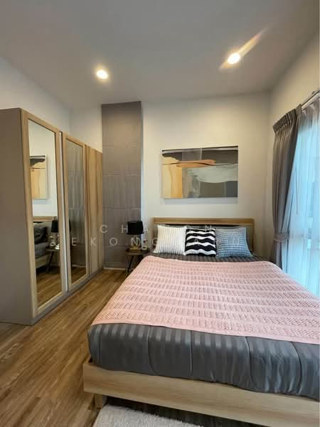 Burasiri Krungthep Kreetha, Bangkok, 95 Soi Pracha Ruam Chai, Hua Mak, Bang Kapi, Bangkok, 4 Bedrooms, 196 sqm, Single Detached House For Rent, by Chanon Ekongkarn, 500418264 - DDproperty.com