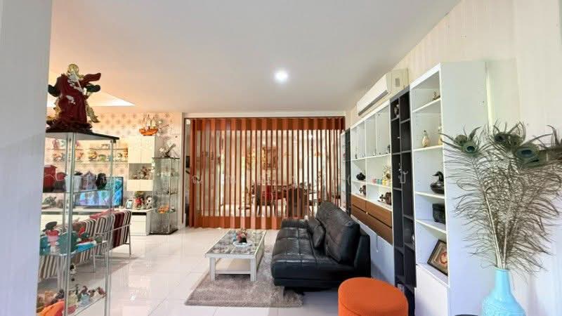 Baan Boonyakorn Lake Park Rangsit Klong 6, Pathum Thani, Rangsit, Thanyaburi, Pathum Thani, 4 Bedrooms, 257 sqm, Single Detached House For Sale, by คุณ ปัณณณัฐ ( ปัณณ์ ), 500418303 - DDproperty.com
