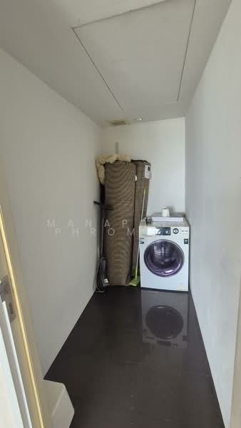 Via 31, Bangkok, Soi Sukhumvit 31, Khlong Tan Nua, Watthana, Bangkok, 3 Bedrooms, 126 sqm, Condo For Rent, by Manapong Phromphitak, 500418306 - DDproperty.com