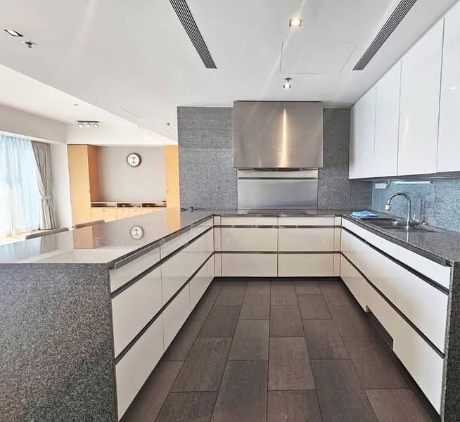 The Met Sathorn, Bangkok, 123 South Sathorn Road, Thung Maha Mek, Sathon, Bangkok, 3 Bedrooms, 197 sqm, Condo For Rent, by Nattapol Jedsadathitikul, 500418354 - DDproperty.com