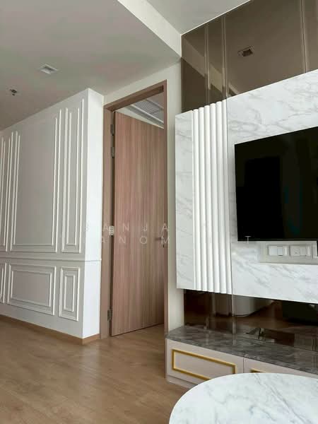 Noble Around Sukhumvit 33, Bangkok, 17 Soi Sukhumvit 33, Khlong Tan Nua, Watthana, Bangkok, 2 Bedrooms, 55 sqm, Condo For Rent, by Banjarat Thanomchat, 500418374 - DDproperty.com