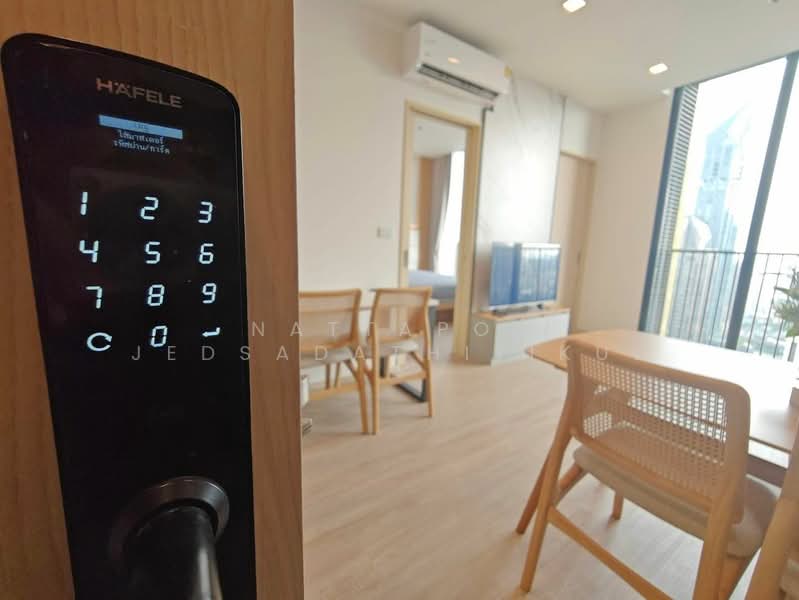 Noble State 39, Bangkok, 35 Soi Sukhumvit 39, Khlong Tan Nua, Watthana, Bangkok, 1 Bedroom, 43 sqm, Condo For Rent, by Nattapol Jedsadathitikul, 500418406 - DDproperty.com