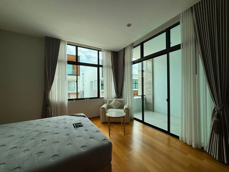 Nirvana Define Srinakarin-Rama 9, Bangkok, Srinakarin - Rom Klao Road, Saphan Sung, Bangkok, 3 Bedrooms, 285 sqm, Townhouse For Rent, by การุณ ชมภูบุตร, 500418413 - DDproperty.com