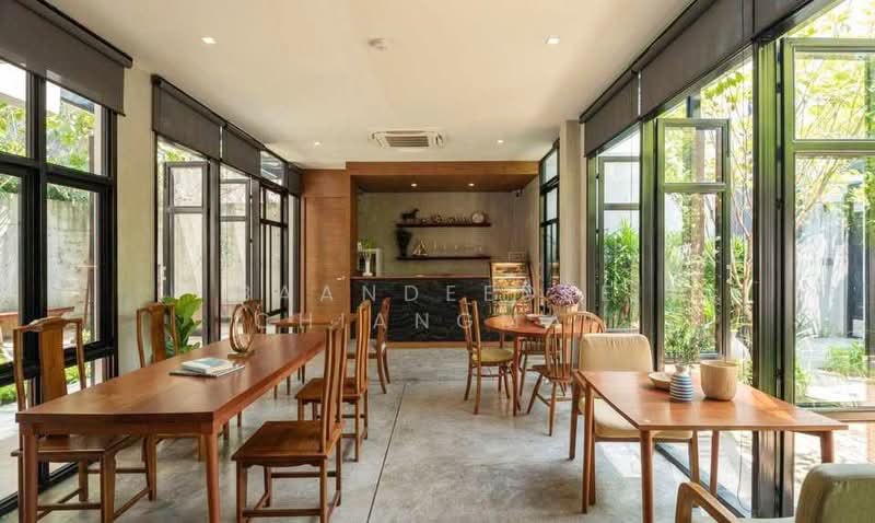 Hotel for rent near Nimmanhaemin, Chiang Mai Rental Price: 72,500 THB / month Property ID: No.1H694, Chiang Mai, Su Thep, Muang Chiang Mai, Chiang Mai, , 400 sqm, Business For Rent, by Baandeedee Chiangmai, 500418432 - DDproperty.com