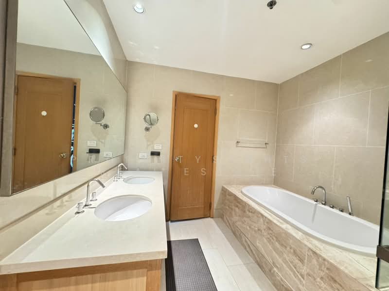 The Emporio Place, Bangkok, 93 Soi Sukhumvit 24, Sukhumvit Road, Khong Tan, Khlong Toei, Bangkok, 1 Bedroom, 85 sqm, Condo For Rent, by PROPERTYSIGHTS REAL ESTATE, 500418439 - DDproperty.com