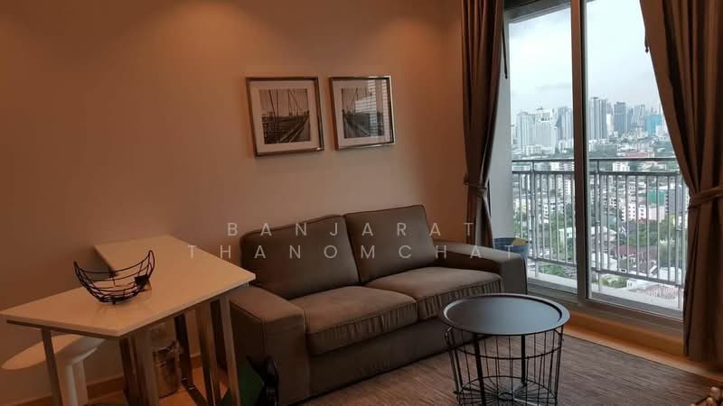 Thru Thonglor, Bangkok, Petchaburi Road, Bang Kapi, Huai Khwang, Bangkok, 1 Bedroom, 32 sqm, Condo For Rent, by Banjarat Thanomchat, 500418448 - DDproperty.com