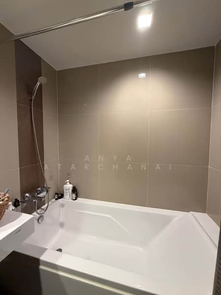 IDEO Sukhumvit 93, Bangkok, 2331 Soi Sukhumvit 93, Bang Chak, Phra Khanong, Bangkok, 2 Bedrooms, 53 sqm, Condo For Rent, by Anya Atarchanai, 500418456 - DDproperty.com