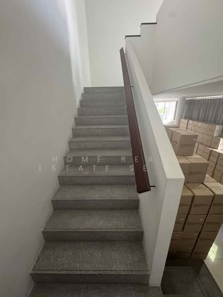 Courtyard Villa Rama 9-Wongwaen, Bangkok, Outer Ring Road, Saphan Sung, Saphan Sung, Bangkok, 3 Bedrooms, 310 sqm, Single Detached House For Sale, by HOME Real Estate Service, 500418520 - DDproperty.com