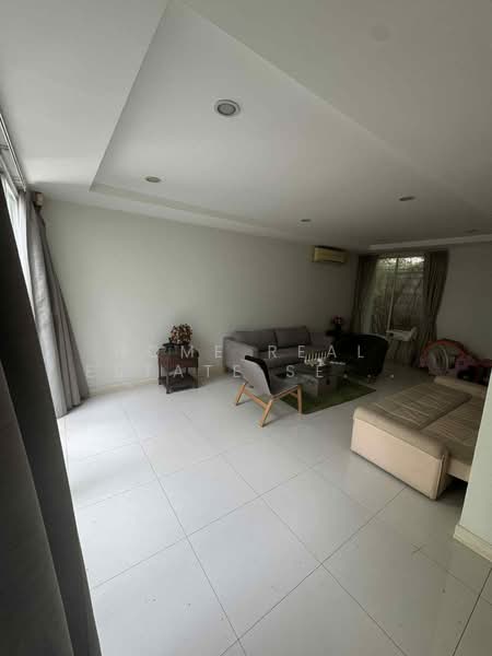 Courtyard Villa Rama 9-Wongwaen : คอร์ทยาร์ด วิลล่า พระราม 9-วงแหวน, กรุงเทพ, ถ.วงแหวนรอบนอก, สะพานสูง, กรุงเทพ, 310 ตร.ม., บ้านเดี่ยว ขาย, โดย HOME Real Estate Service, 500418520 - DDproperty.com