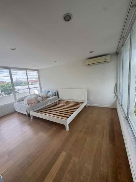 Courtyard Villa Rama 9-Wongwaen, Bangkok, Outer Ring Road, Saphan Sung, Saphan Sung, Bangkok, 3 Bedrooms, 310 sqm, Single Detached House For Sale, by HOME Real Estate Service, 500418520 - DDproperty.com