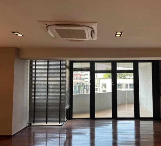 Ploenchit Terrace, Bangkok, Ploenchit, Lumphini, Pathum Wan, Bangkok, 3 Bedrooms, 374 sqm, Condo For Sale, by Sannop Phongpraphan, 500418540 - DDproperty.com